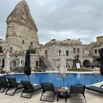 Hostel Goereme Cave Suites