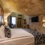 Goereme Cave Suites Hostel *