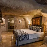 Cave Ostello