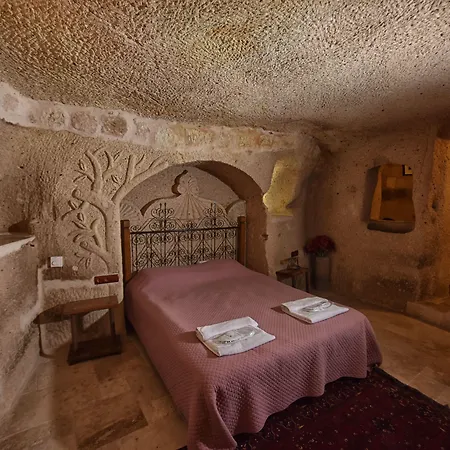 Hostel Cave