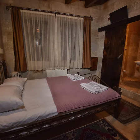 Cave Hostel *