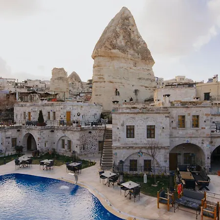 Goereme Cave Suites Hostel *