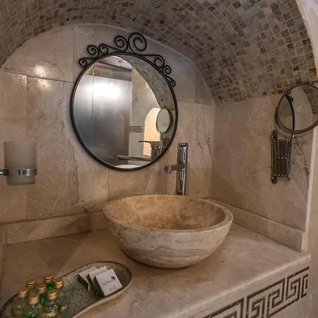 Goereme Cave Suites *